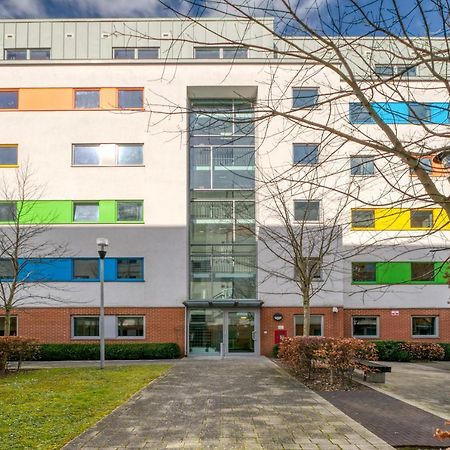 Bright & Central Room In Luton, Sleeps 2 Λούτον Εξωτερικό φωτογραφία