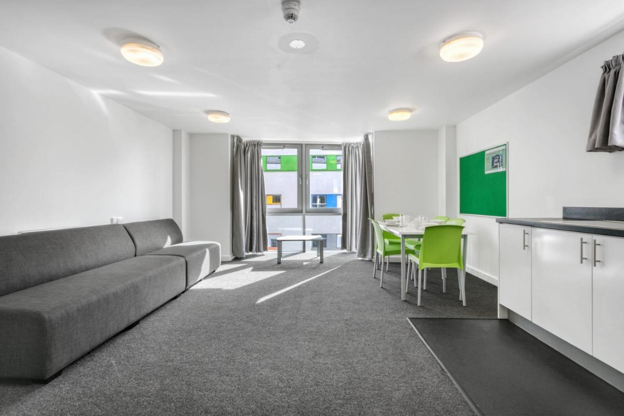 Bright & Central Room In Luton, Sleeps 2 Λούτον Εξωτερικό φωτογραφία